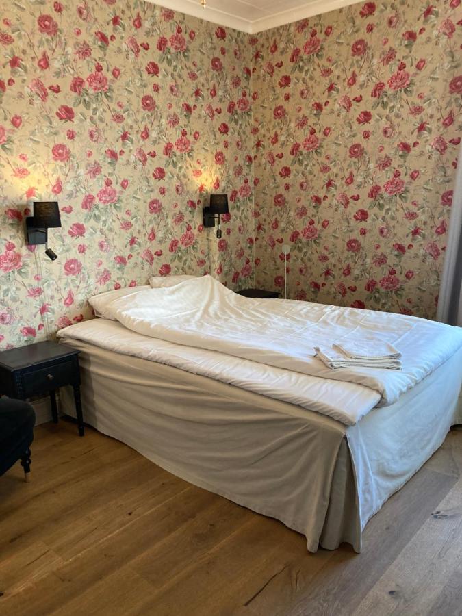 Stensborg Hotell 2*